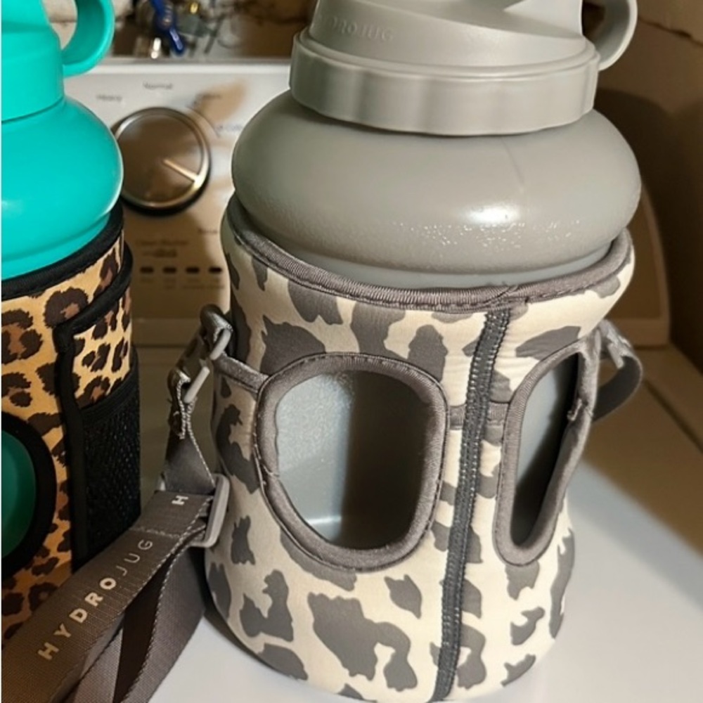 HydroJug with cheetah Sleeve